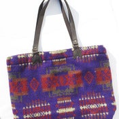 Image of Arrow Tote<br>Purple Wooley <br><font color="red">JAN Special 30% SALE</font>