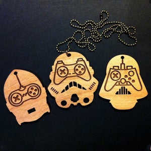 Image of Star Wars VS Old School Game Controller Set
