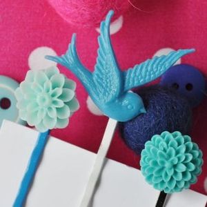Image of blue sparrow - set of 3 hair pins