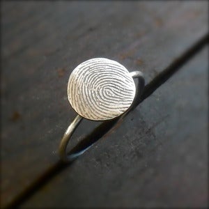 Image of Round Fingerprint Signet Ring in Fine Silver (Style#401)