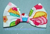Image of Surprise Cupcakeriffic Bow
