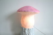 Image of Lampe champignon rose grand modèle