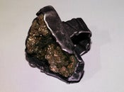 Image of Young Hunting Triangolo Ring