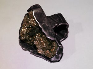 Image of Young Hunting Triangolo Ring