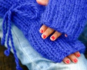 Image of Mitaines "Mila", baby alpaga couleur bleu méditerranéen