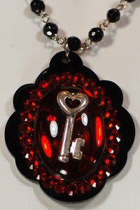 Image of Swarovski Crystal En-crested Cameo w/ Heart Shaped Skeleton Key 2