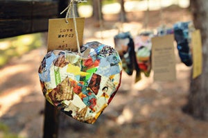 Image of Single Paper Heart Ornament/Adornment