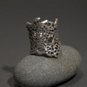 Image of biomorphic silver ring size 7