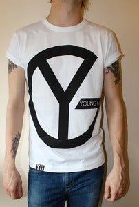 Image of YG Pennant Black or White