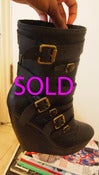 Image of *ALDO* BUCKLE BOOTS - size 7