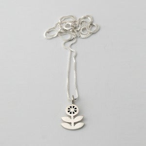 Image of Blossom Mini Charm on Box Chain 