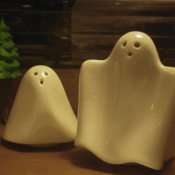 Image of 3 Piece Ghosts Salt & Pepper Gift Set