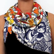 Image of Organic Cotton Knit Triangle Scarf - Tulip/Deco