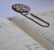 Image of Marque-pages en tissu Liberty
