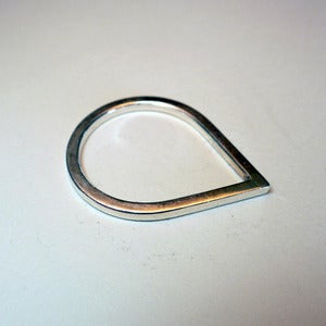 Image of Sterling Silver Teardrop Ring<br /><br />