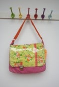 Image of Grande besace "fushia-fleurs anis"*REMISE-20%