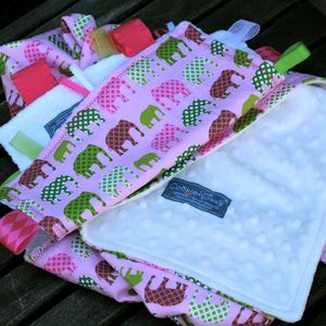 Image of Modern Elephants in Pink Blankie/Blanket Set