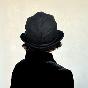 Image of Salmagundi in black wool & cashmere