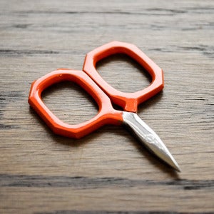 Image of Kelmscott Designs : Little Gems Orange Scissors