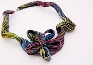 Image of wired silk shibori necklace and flower instructions only
