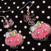 Image of "glitterskulls"