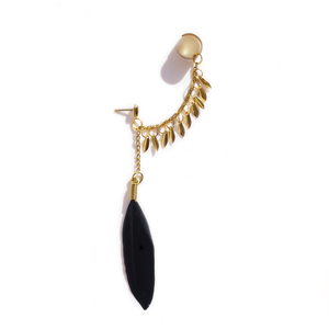 Image of Black feather and teardrop ear cuff (golden)