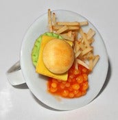 Image of Dollies Burger, Chips & Beans Ring