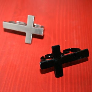 Image of † CROSS RING (Silver or Black)