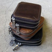 Image of Johnny Farah double zip wallet - short
