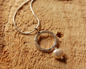 Image of sweet pearl drop necklace