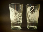Image of Tortoise and Hare Pint Glass Set