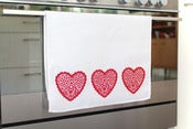 Image of tea towel - hearts