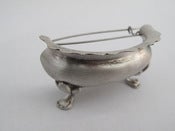 Image of Bath Tub Brooch by Greg Mann