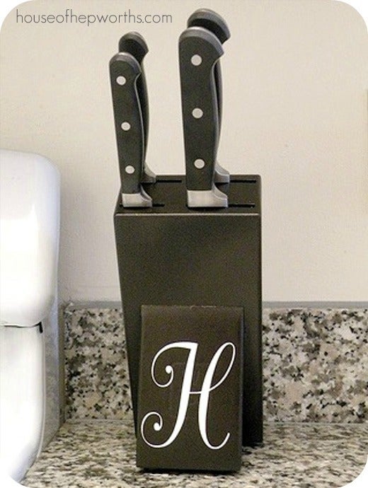 Image of Single Initial (knife block)