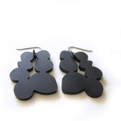 Image of PEARLS earring