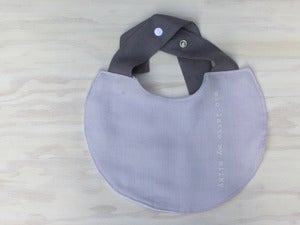 Image of bib "mio latte my milky " pale lavender