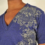 Image of Skull heather blue V neck 