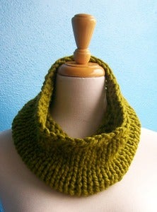Image of Knit Cowl 