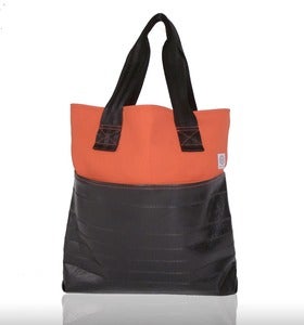 Image of Chet Tote