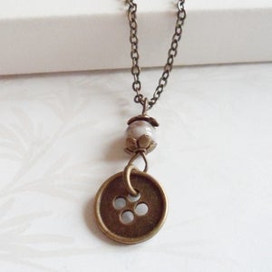 Image of Vintage Style Button Necklace
