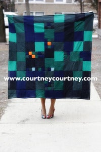 Image of COURTNEYCOURTNEY sweatshirt blanket