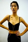 Image of Essence de Queen Victoria Body Chain.