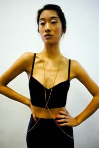 Image of Essence de Queen Victoria Body Chain.