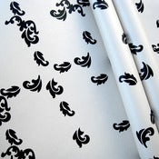 Image of Falling Leaves Wallpaper (Pearl)