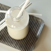 Image of Petites bouteilles de lait (rupture de stock)