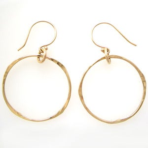 Image of Hand Forged Womens 14k Yellow Gold Dangle Hoop Earrings: