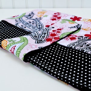 Image of PDF Sewing Pattern--Padded Laptop Sleeve with Pocket--Email Delivery