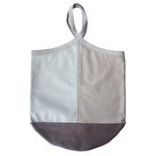 Image of carry - C0005