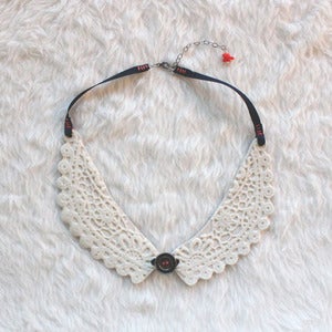 Image of Porcelain Lace Collar