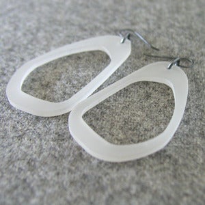 Image of POD (m) earring